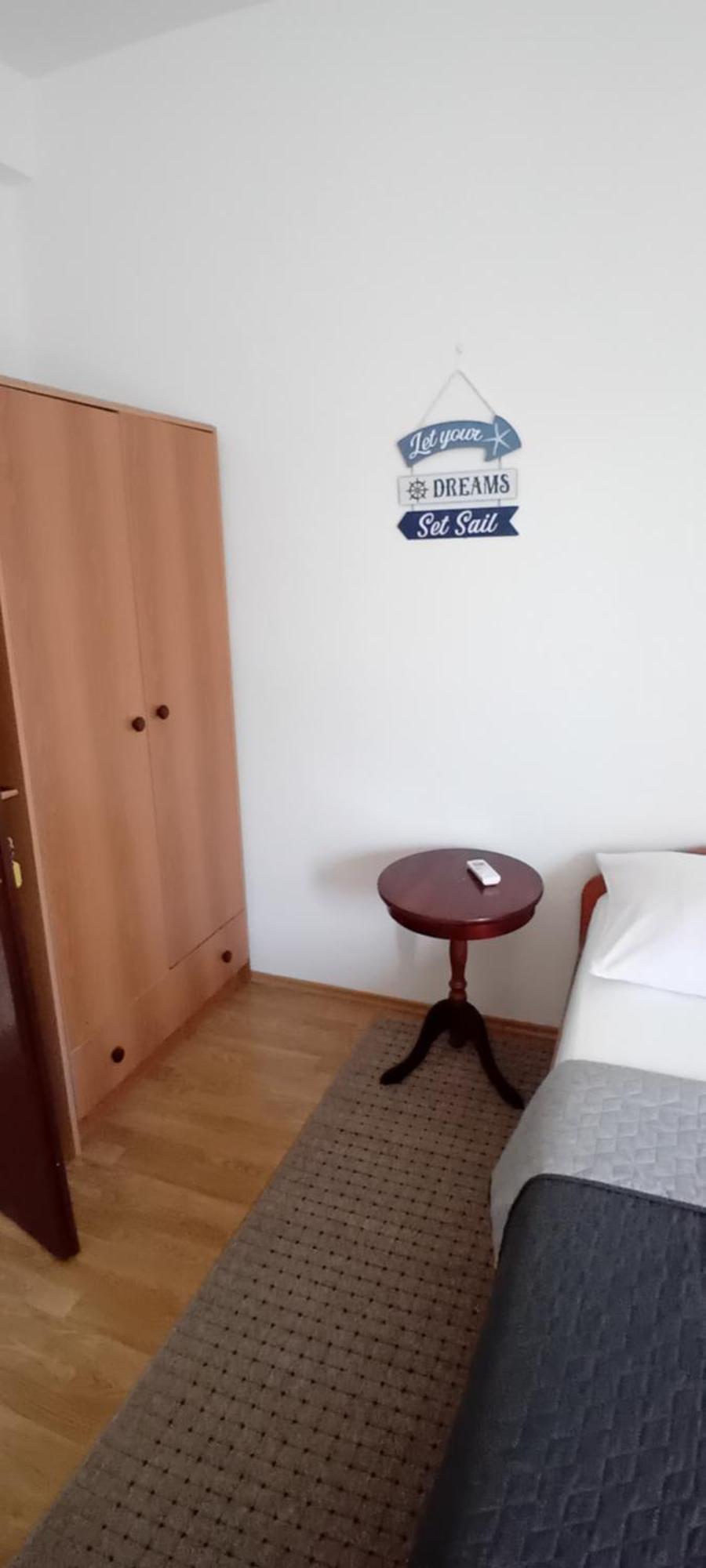נאום Apartmani Andela חדר תמונה