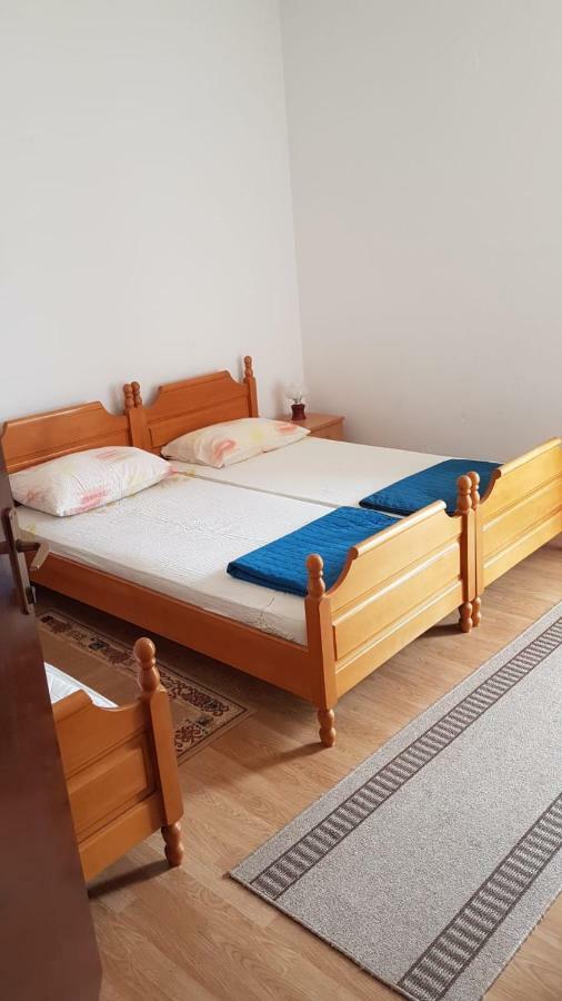נאום Apartmani Andela מראה חיצוני תמונה